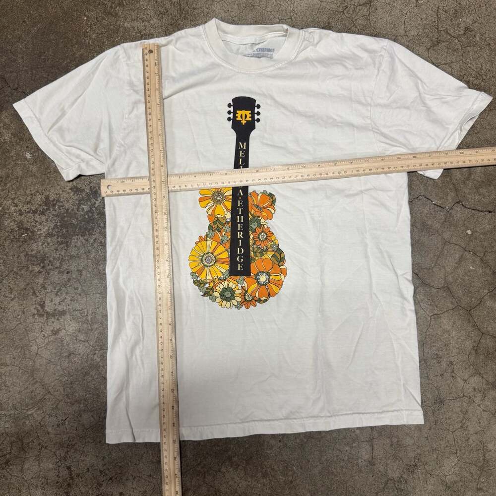 Melissa Etheridge Flower Guitar Graphic T-Shirt - Picture 3 of 12